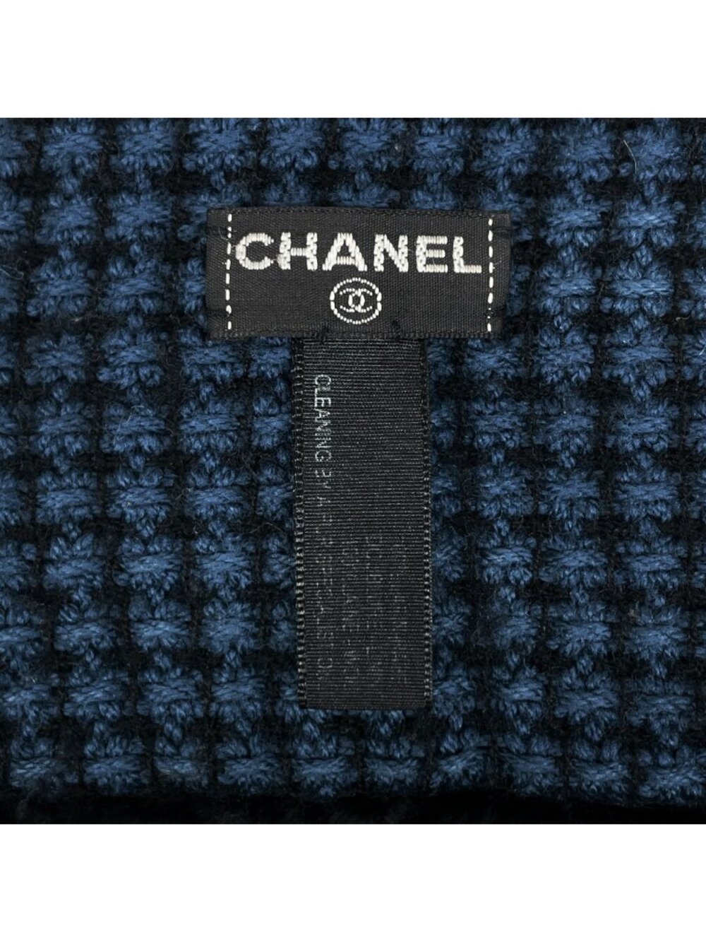 Chanel CC Logo Fur Scarf Shawl Fur Black Blue - Picture 7 of 7